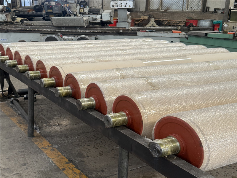 造纸辊的功能与应用